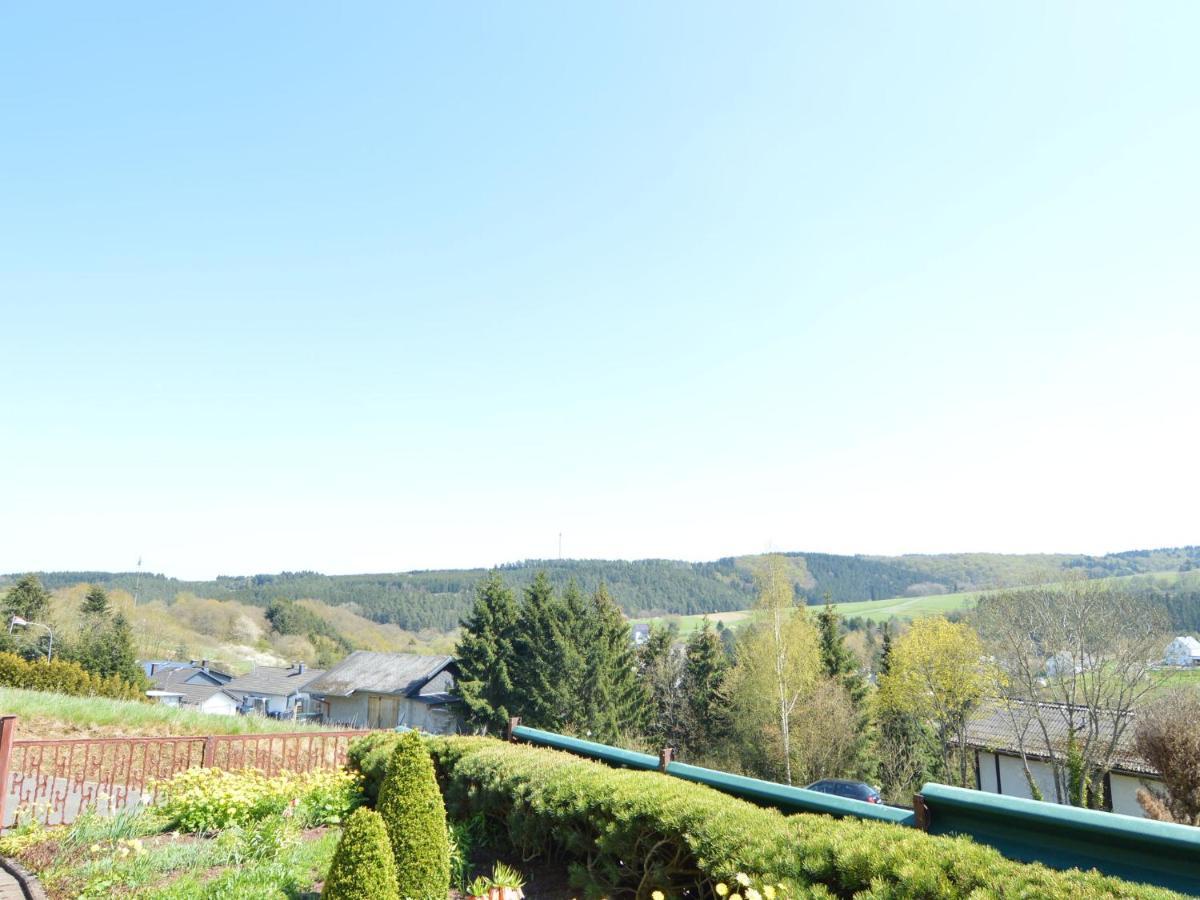 Apartment In Eifel With Children S Playground Lirstal Exterior photo